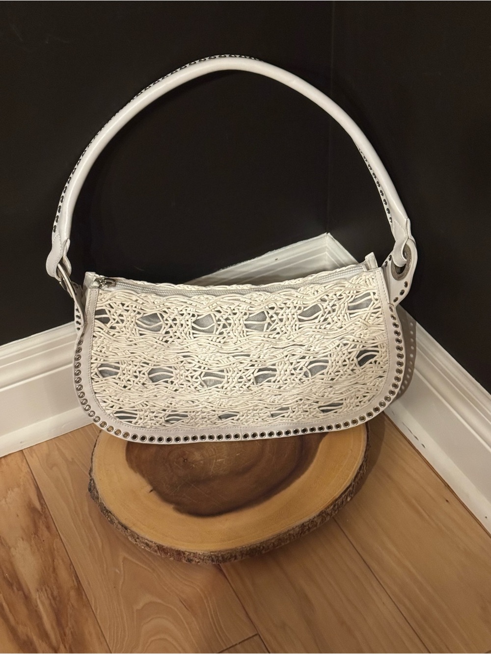 Rodo White Woven Leather and Mesg Shoulder Bag - GORGEOUS